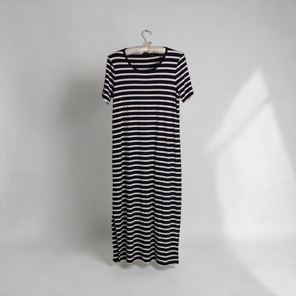 NWOT Tahari blue/ivory stretch maxi t-shirt dress (Sizes: XS, M, XL)